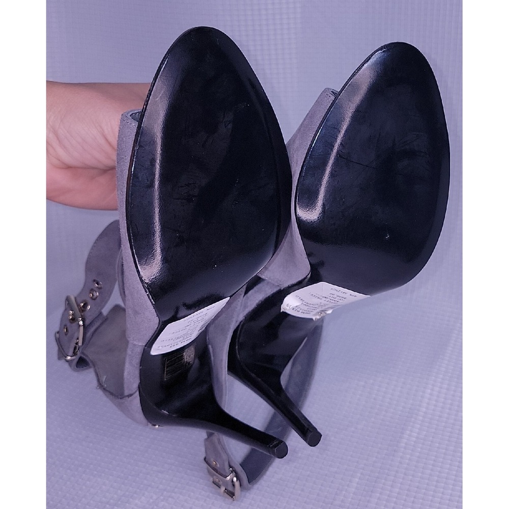 NEW‎ Burberry Open Toe Strappy Gray Heeled Booties US 7.5 / EU 37.5   $995 - Picture 12 of 13